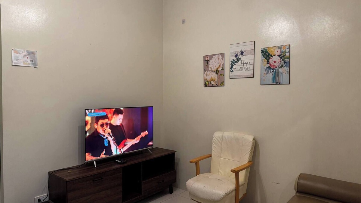 Baguio Condo | Cozy Brenthill Condo in Baguio City - Entire House Rental