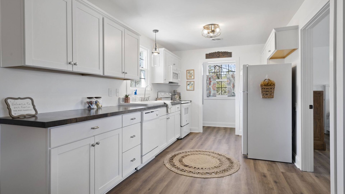 Woodruff House | COZY BRICK RANCH