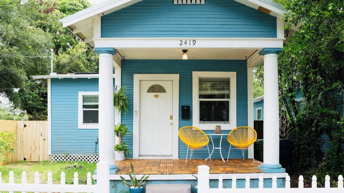 Ybor City House | Cozy Bungalow 1 mile from Tampa