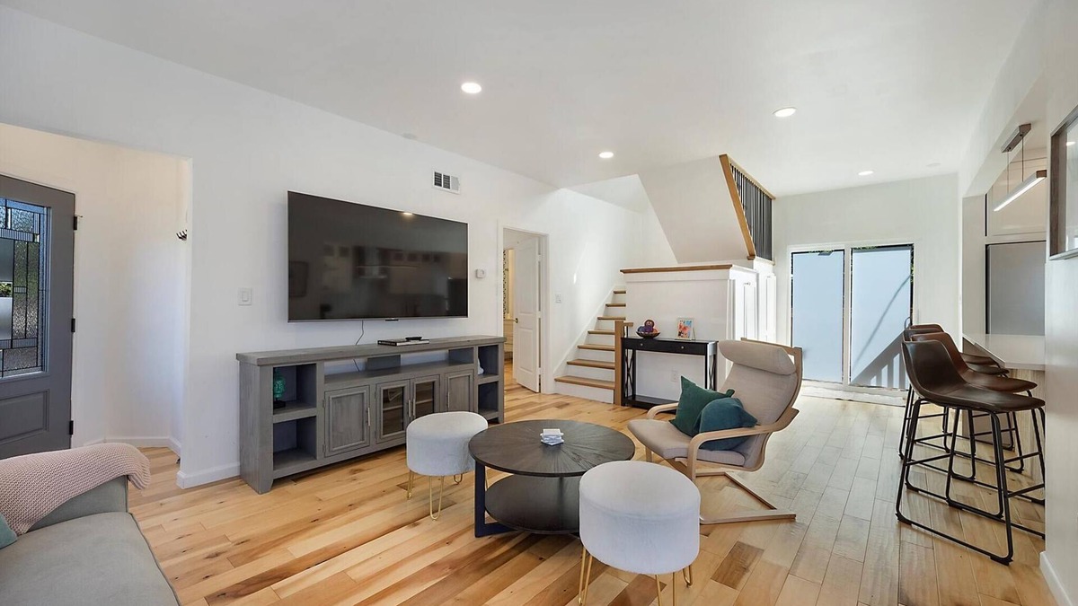 Knox - Henderson House | Cozy Bungalow in the Heart of Dallas