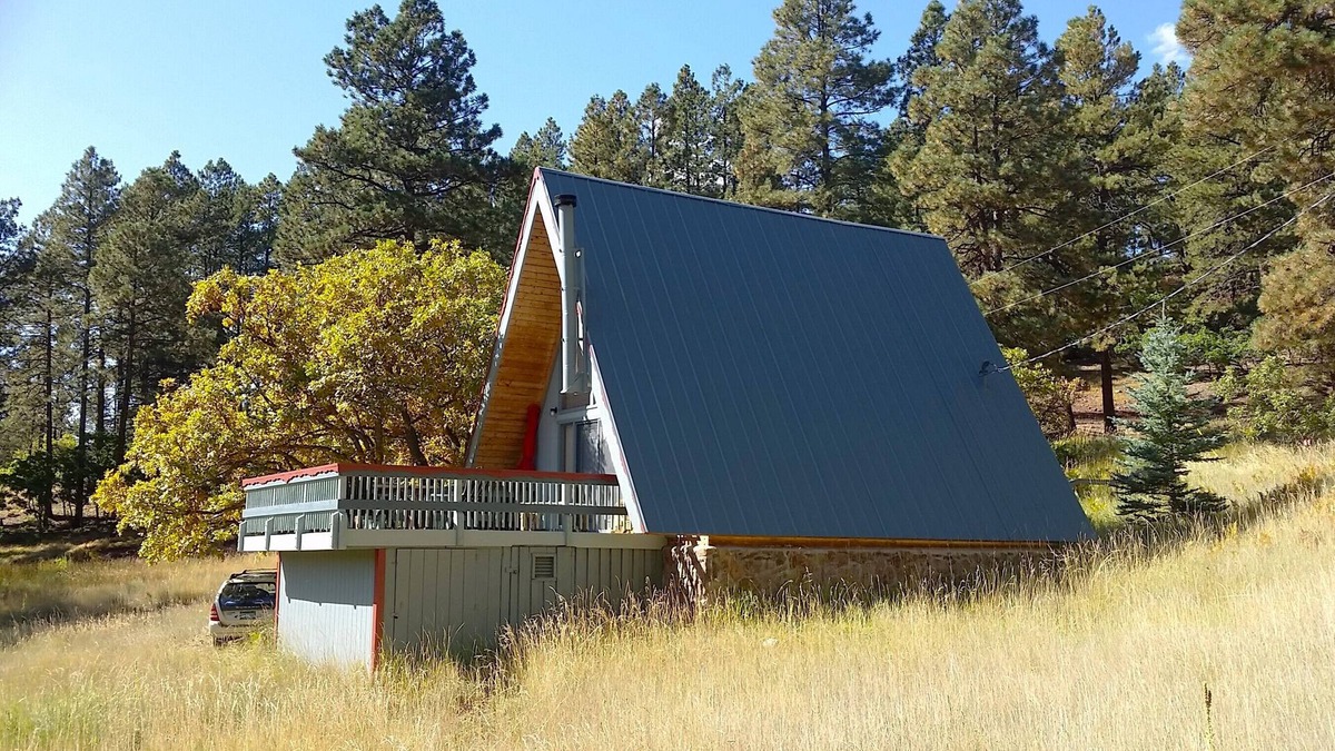 Los Ojos Cabin | Cozy Cabin by the wild Brazos