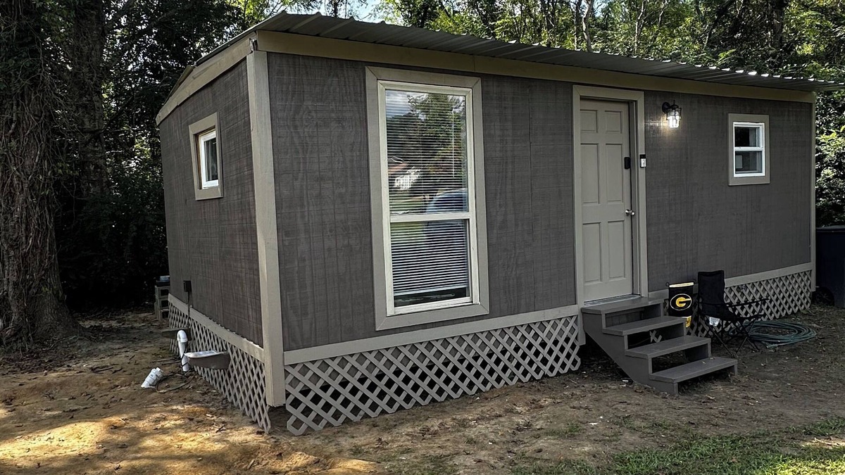 Grambling House | Cozy Cabin Guest Home Just 5 Minutes Walking To GSU