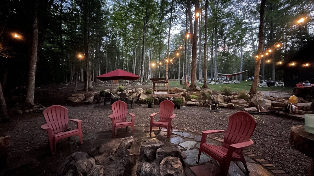 Adirondack Cabin | Cozy cabin in adorable Adirondack with Beaches and Mountains