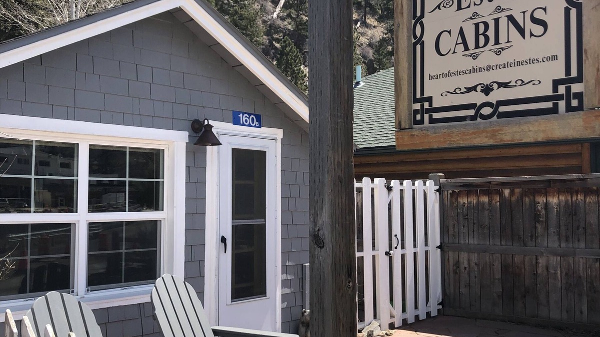 Estes Park Cabin | Cozy Cabin in Downtown Estes Park