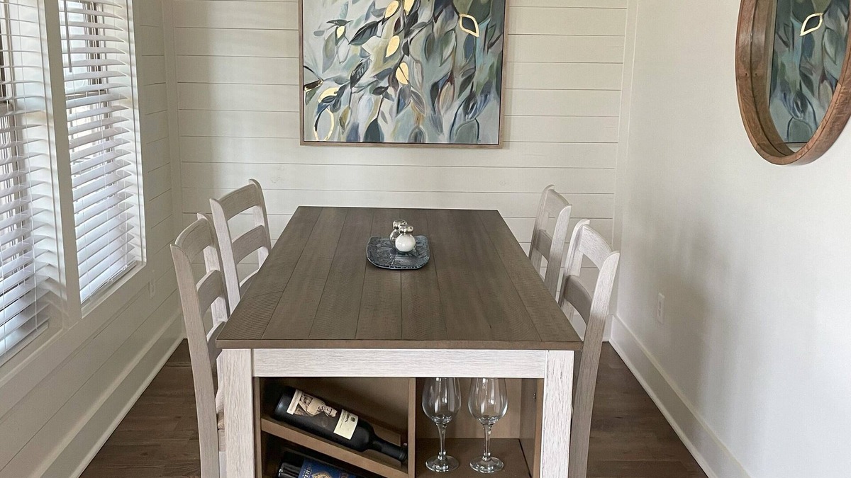 Tallassee Cabin | Cozy Cabin in Lake Community