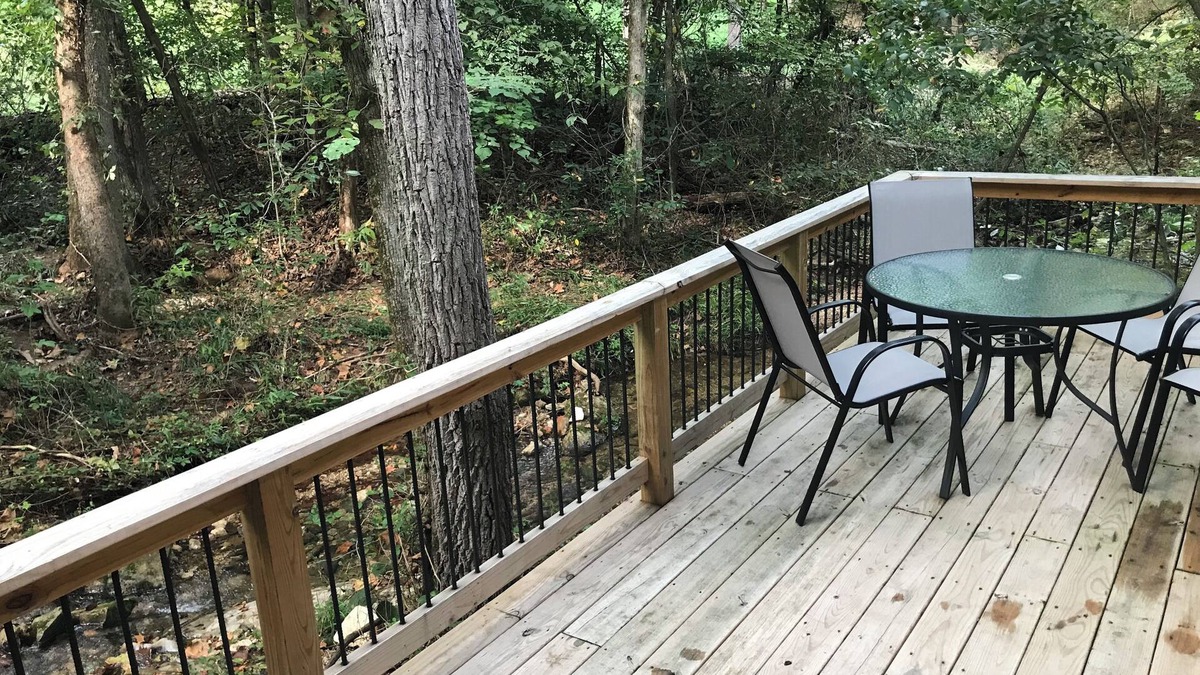 Bruno Cabin | Cozy cabin in secluded forest with deck on creek. Full kitchen. 900 square feet.