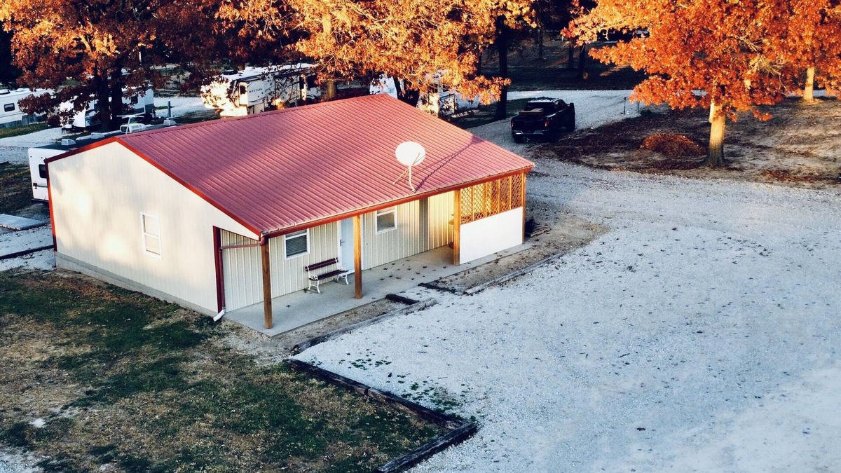 Hermitage Cabin | Cozy cabin located near the Dam on Pomme De Terre Lake, Grandpas Cabin