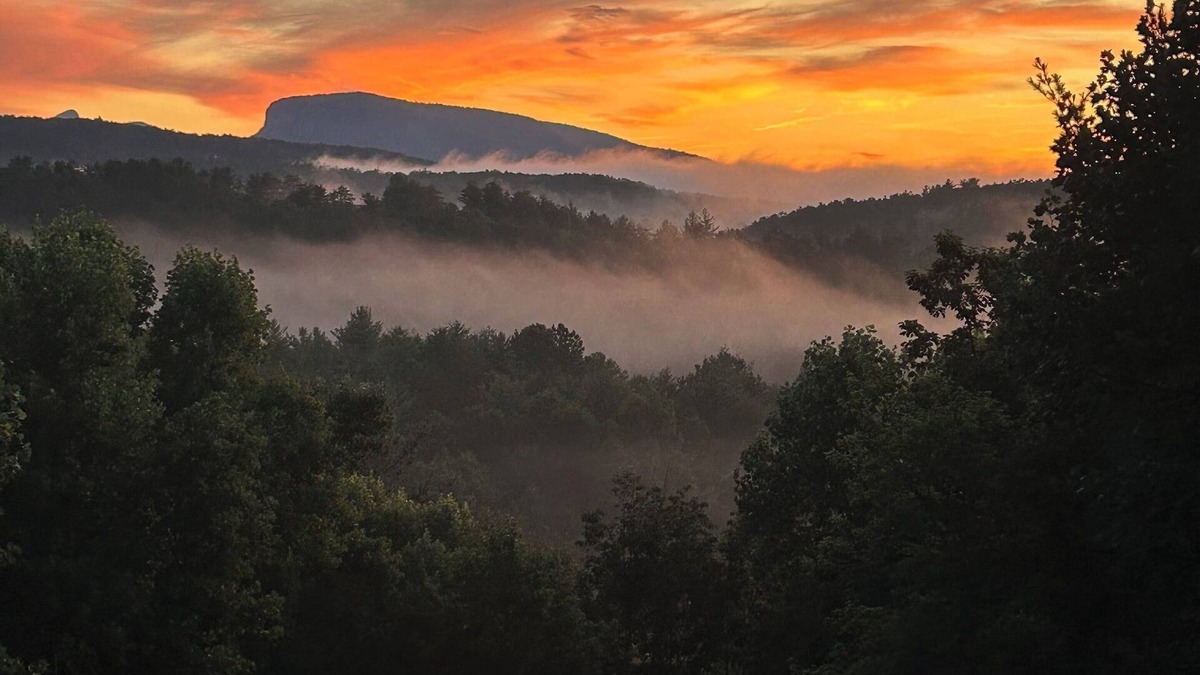 Nebo Cabin | Cozy cabin, stunning mountain views near Lake James. Perfect for a winter fire.