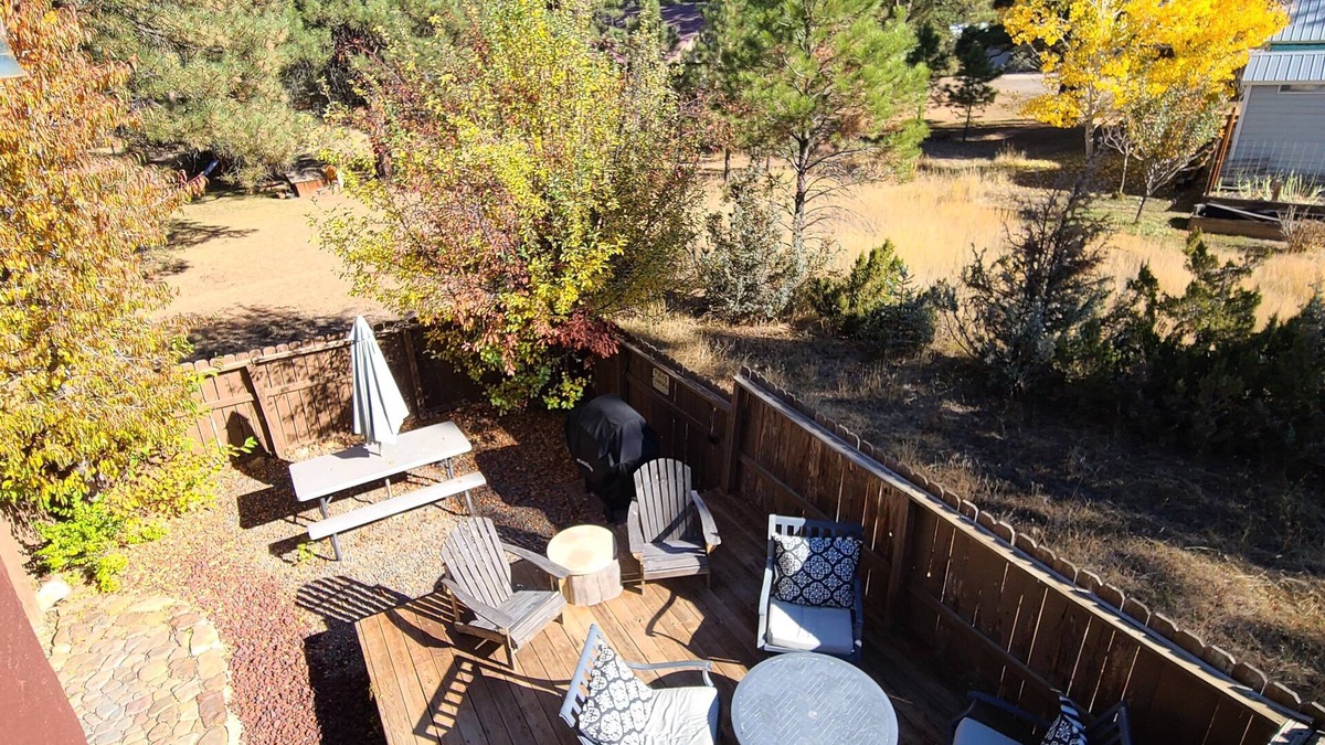 Pagosa Springs Cabin | Cozy Cabin-Style home. Convenient Location. Washer & Dryer. Gas Fireplace.