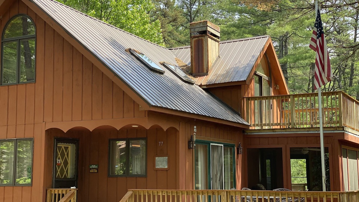 Chocorua Ski and Beach House | Cozy cabin with hot tub in a peaceful setting!