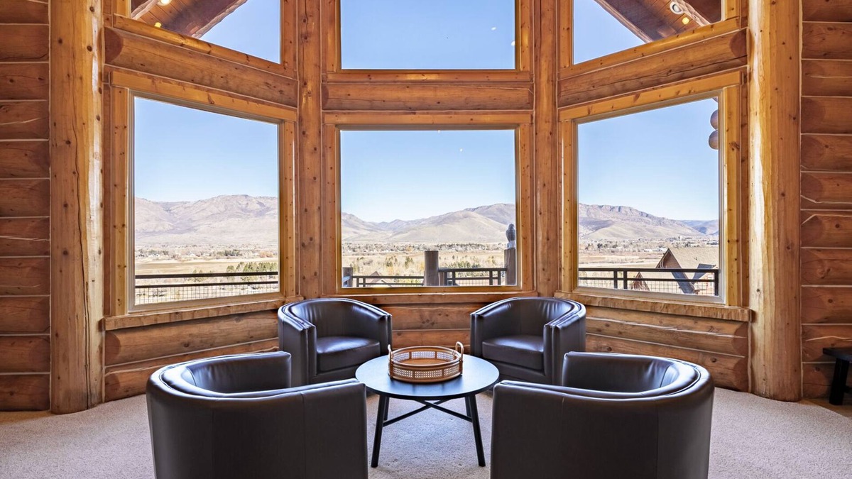 Ogden Cabin | Cozy Cabin with Views, Four King Beds & Hot Tub!