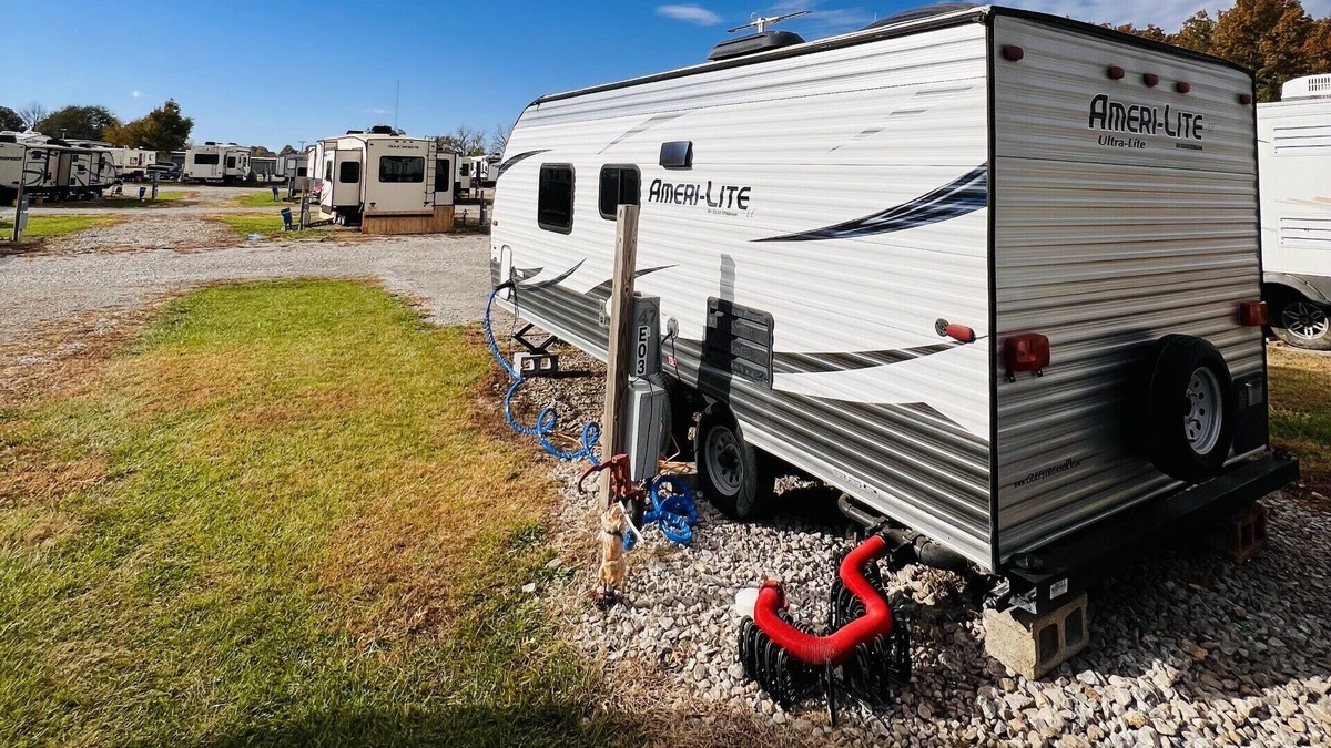 Fidelity House | Cozy Camper in quiet campground!