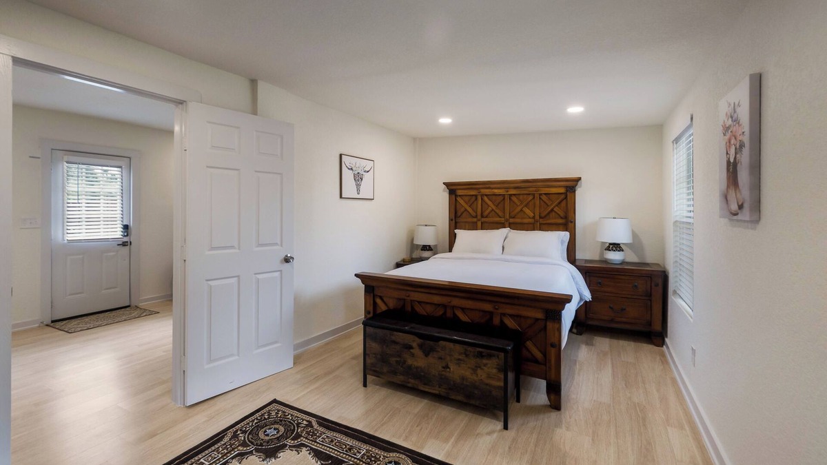 Downtown San Antonio Apartment | Cozy Casita - 2 miles from city center