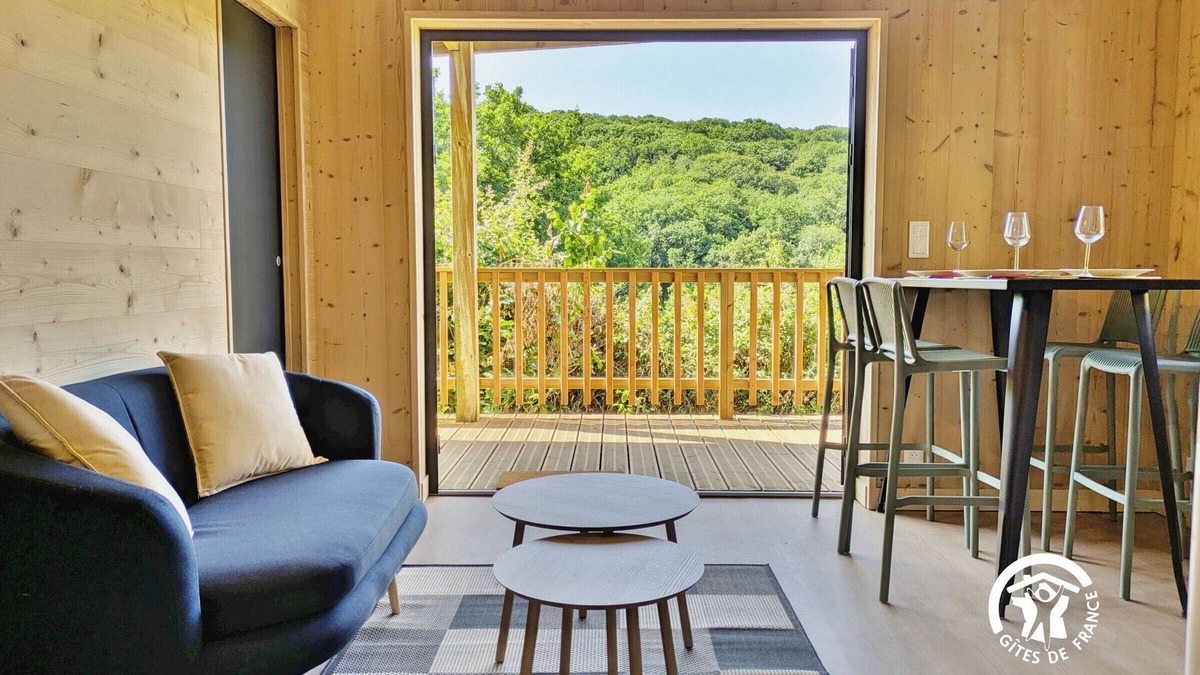 Saint-Berthevin Cottage | Cozy chalet near Laval, 4 pers., pets allowed