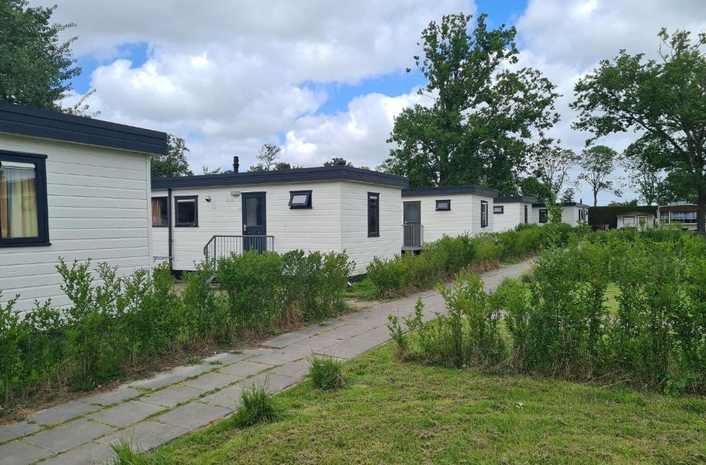 Hensbroek Ski Chalet | Cozy chalet on a holiday park near Alkmaar