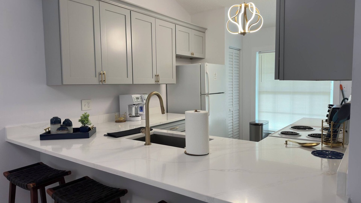 Lake Magdalene House | Cozy & Charming 3BR in Tampa