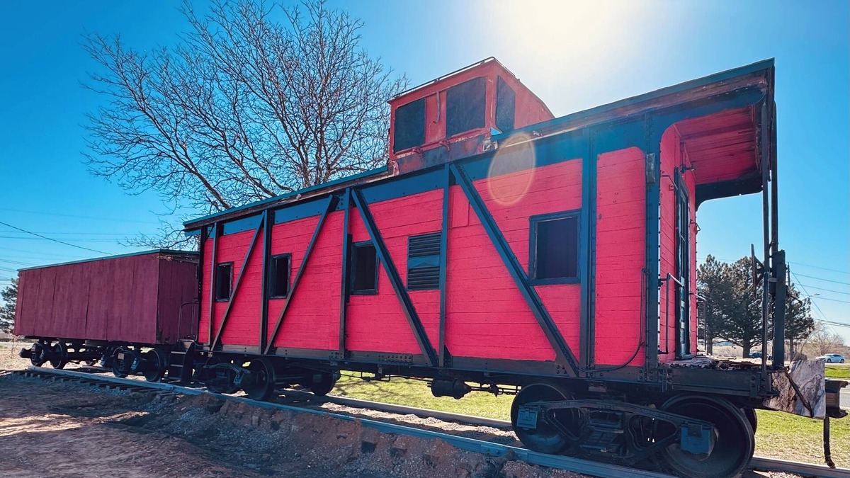 Louisville House | Cozy, Charming, Historic Stay at The Railyard Louisville - Walk to Downtown!