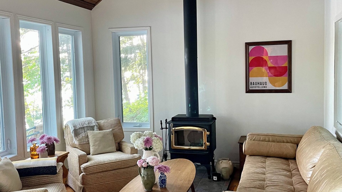 Torrance Cottage | Cozy & Chic Long Lake Cabin