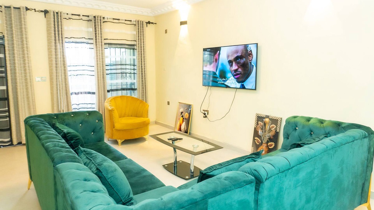 Limbe Apartment | Cozy, Clean and Accessible 2 Bedroom Apartments.