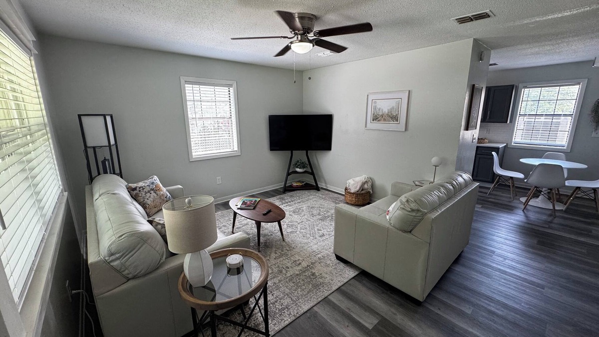 Batesville House | Cozy & Clean Batesville Stay Near Lyon College, Hospital, and Community Center