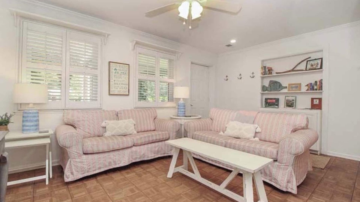 Mount Pleasant House | Cozy Coastal Cottage Centrally Located - Side A