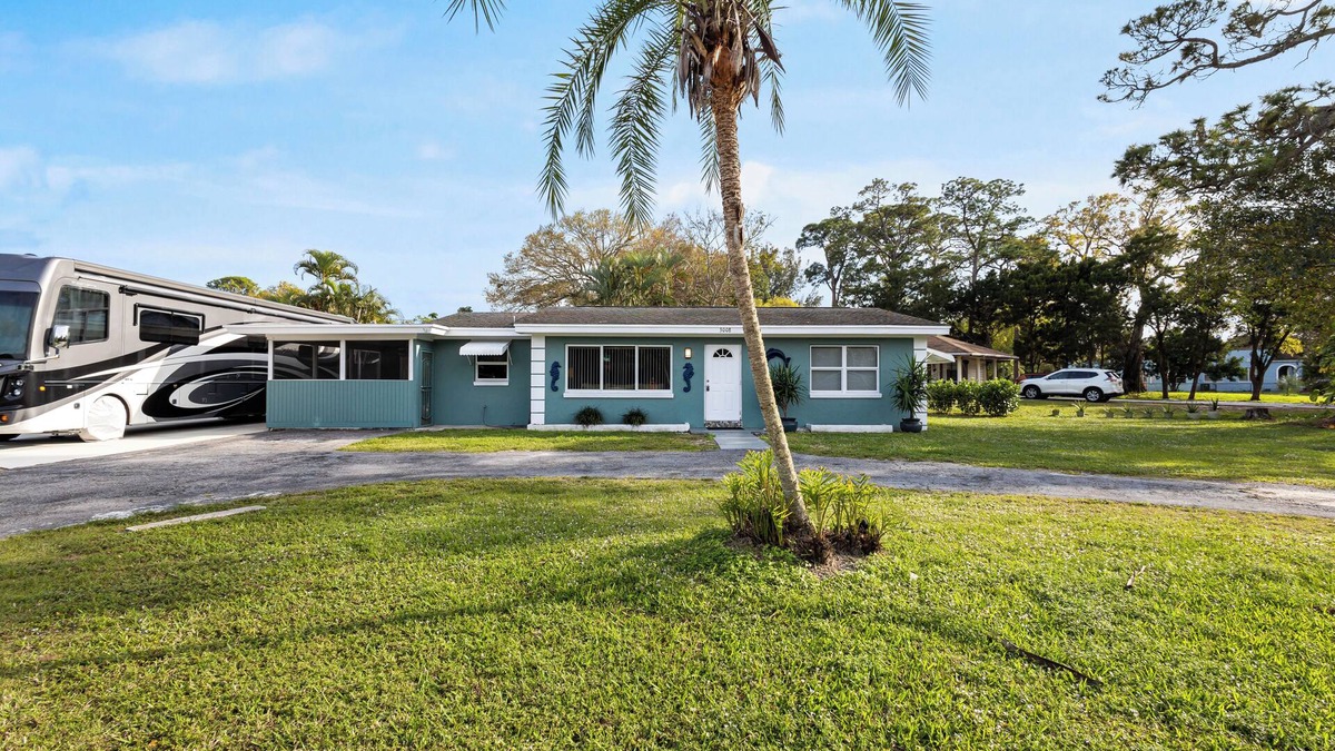 Fort Pierce House | Cozy & Coastal Fort Pierce Pool home