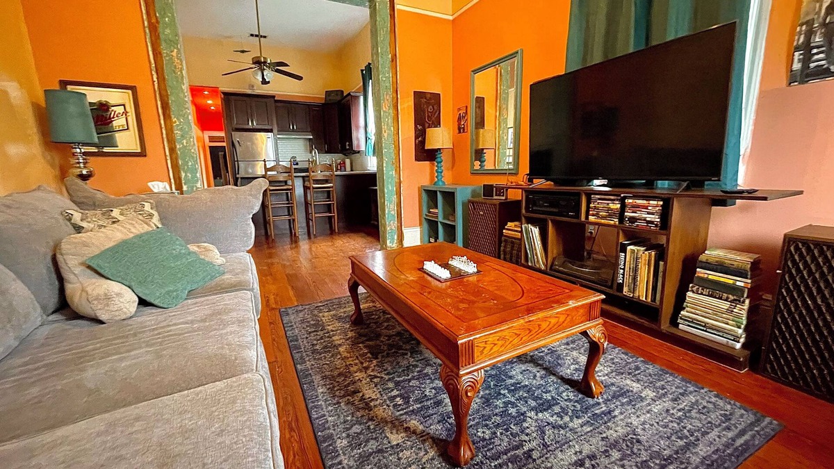 Saint Roch House | Cozy & Colorful Creole Cottage - 13 minutes to SuperDome