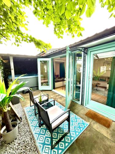 Vijfhuizen House | Cozy comfortable house with jacuzzi & private garden near Amsterdam