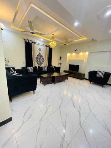 Bahria Town House | Cozy & comfy House