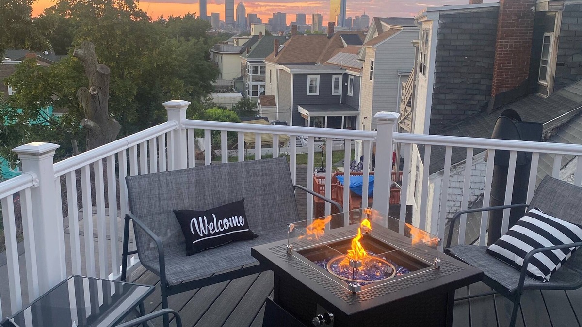 Dudley - Brunswick King Apartment | Cozy & comfy in-law suite with Boston skyline view