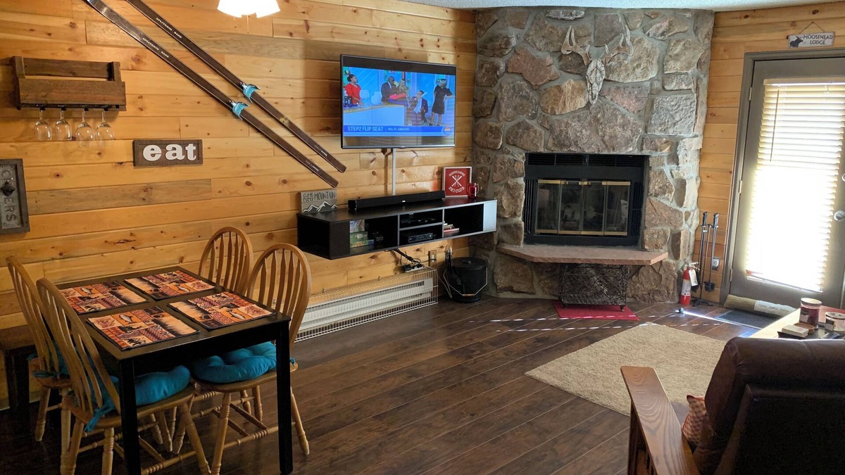 Granby Condo | Cozy Condo, 3 beds, 2 baths, kitchen, near RMNP, Hiking, Golf, Skiing and More!