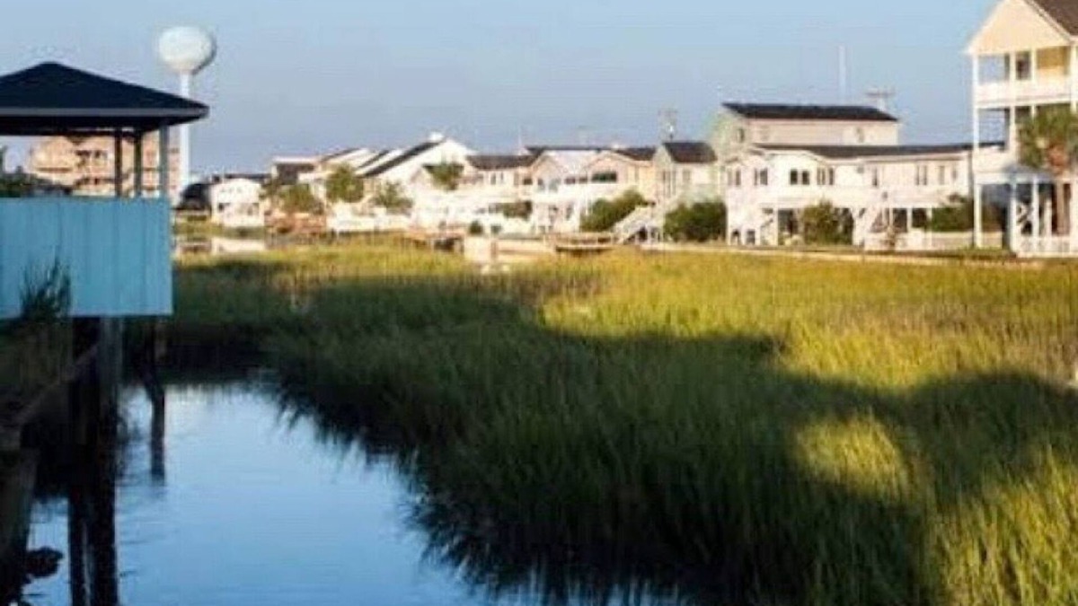 North Myrtle Beach Condo | Cozy Condo at the point of Cherry Grove Beach