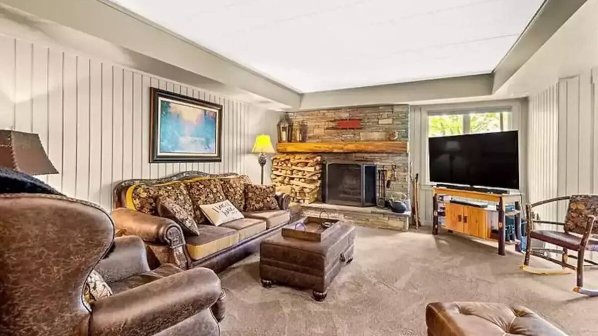 Seven Springs Condo | Cozy Condo at Seven Springsn
