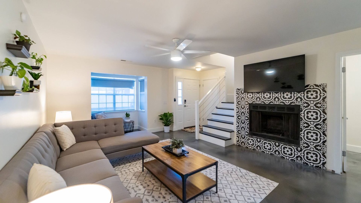 Huntsville Condo | Cozy Condo in Huntsville 5 minutes to Redstone Gate