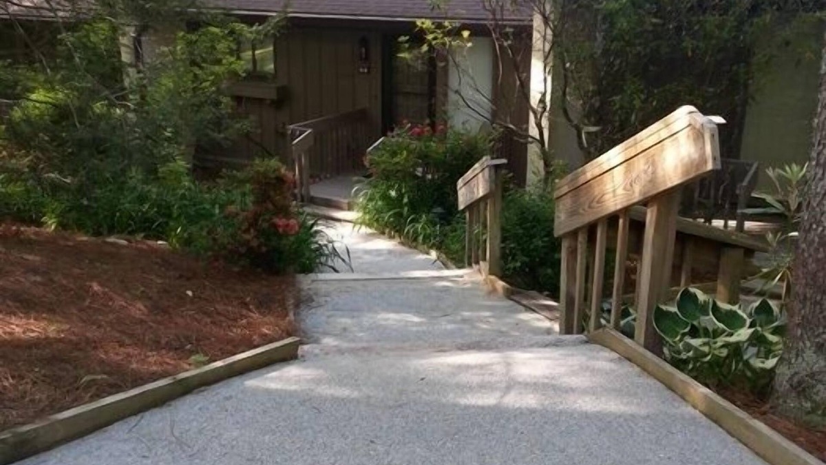 Sapphire Condo | Cozy Condo in Sapphire NC