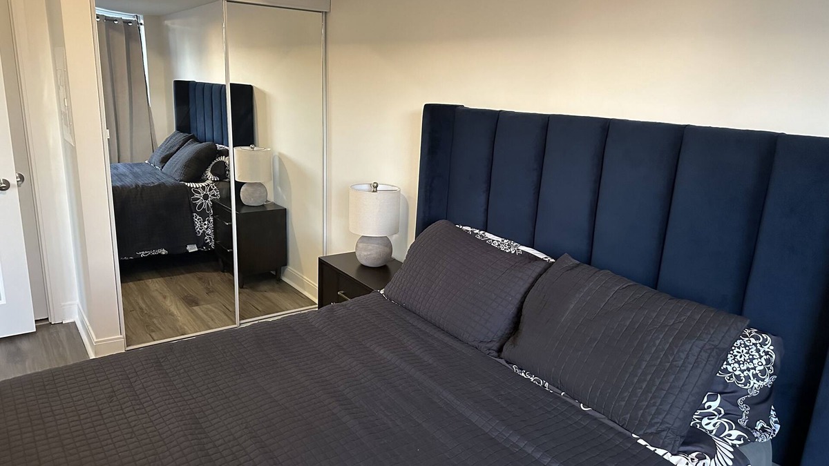 Downtown Mississauga Condo | Cozy condo living in the Heart of Mississauga
