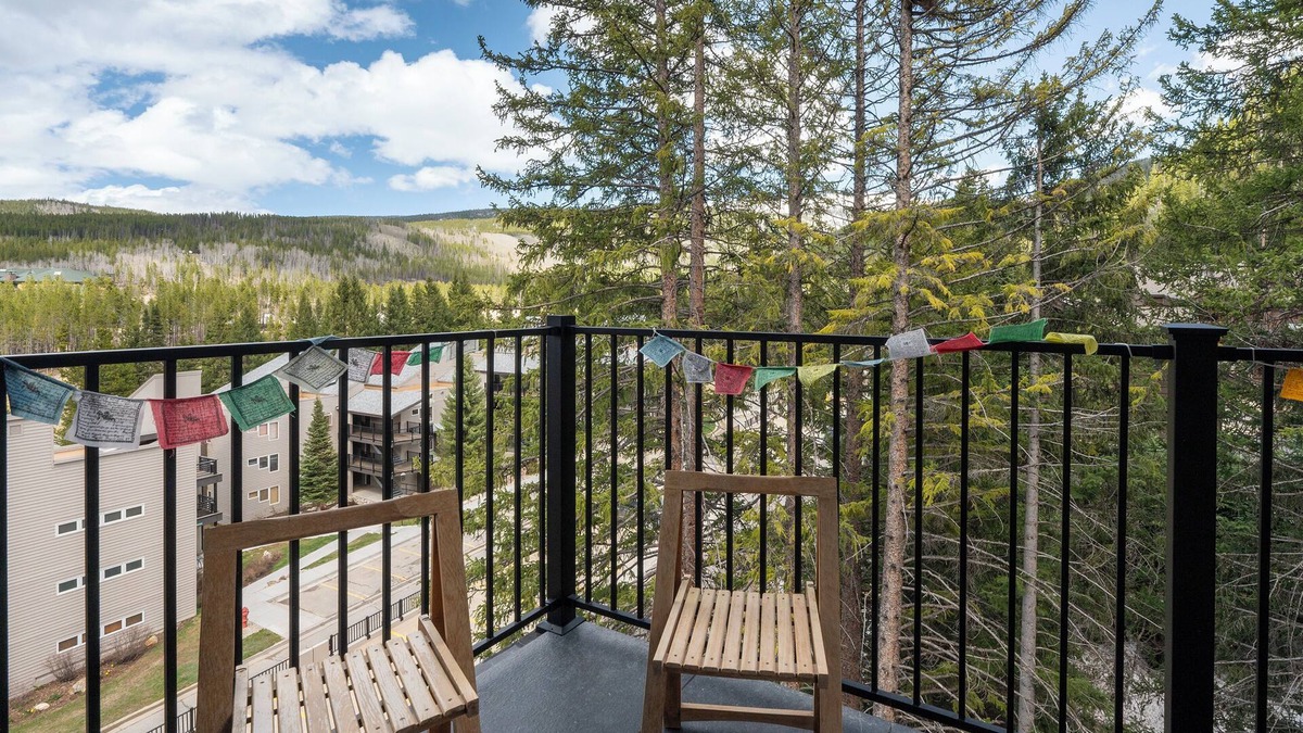 Winter Park Condo | Cozy condo ski-in/ski-out w/hot tub & pool