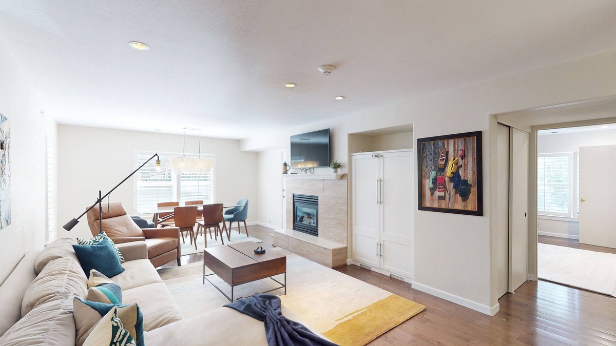 Edwards Condo | Cozy condo with gas grill, on the Eagle river, walk to Edwards Riverwalk,