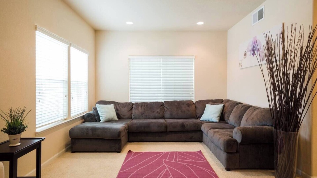 Davis Condo | Cozy Condo with Lots Nearby - Bedroom 2 - Females Only
