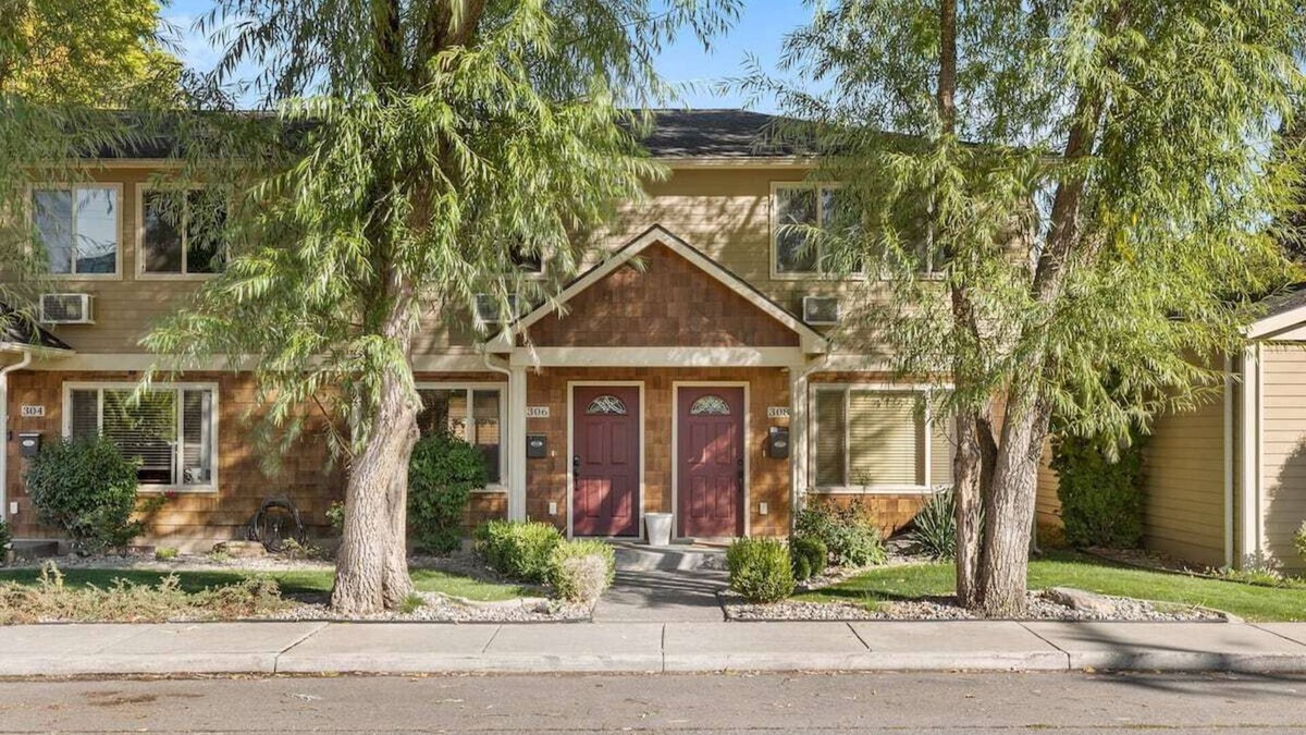 Coeur d'Alene Condo | Cozy condo within walking distance to downtown Coeurdalene and the lake