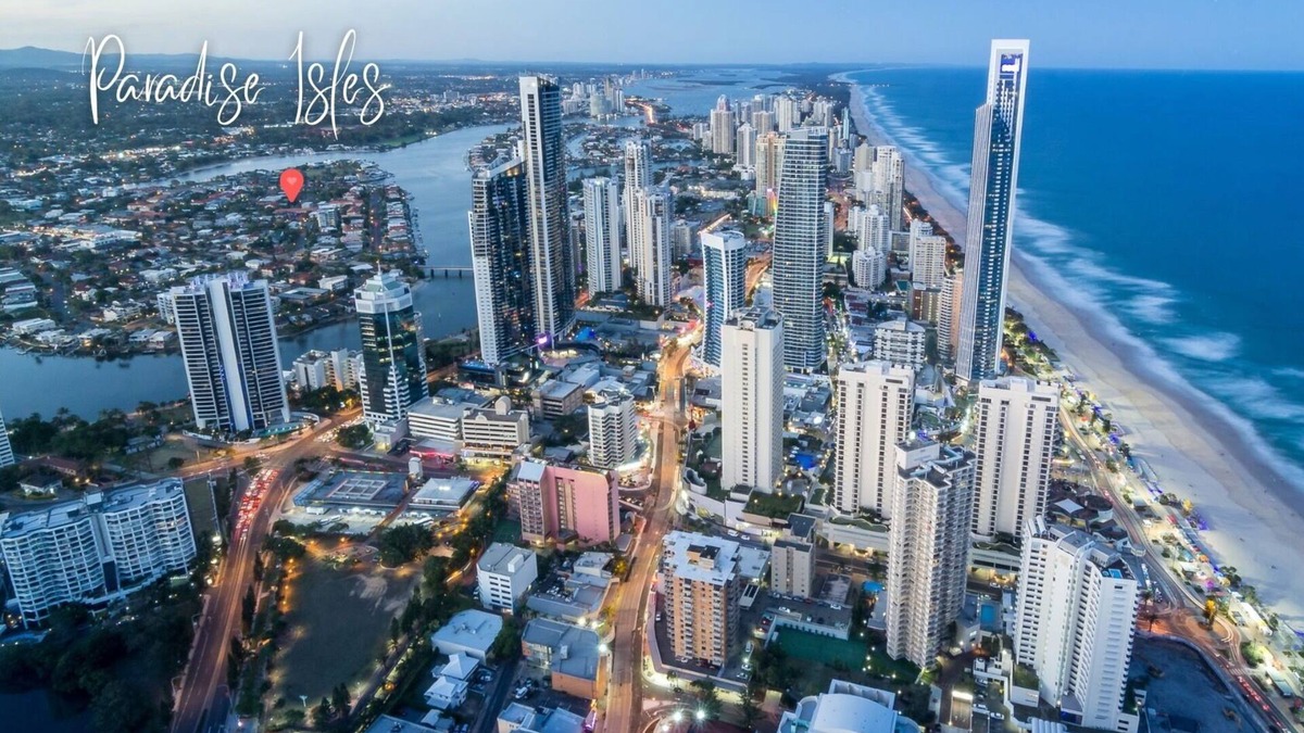 Surfers Paradise Apartment | Cozy & Convenient 1BR Aptm, Steps from Everything!