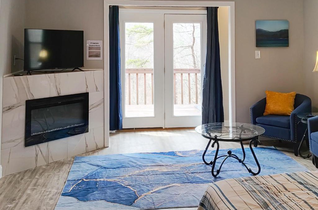 Caryville Hotel | Cozy Corner