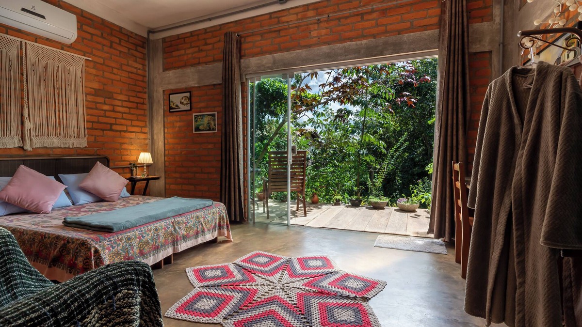Chapada dos Guimaraes Cottage | Cozy cottage with woodland and fire pit in Chapada dos Guimarães