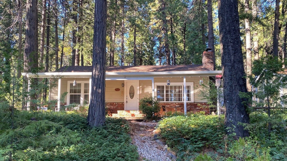 Pollock Pines House | Cozy Cottage 🌲❤️ 10 min from Apple Hill & Jenkinson Lake, 45 from S.Lake Tahoe