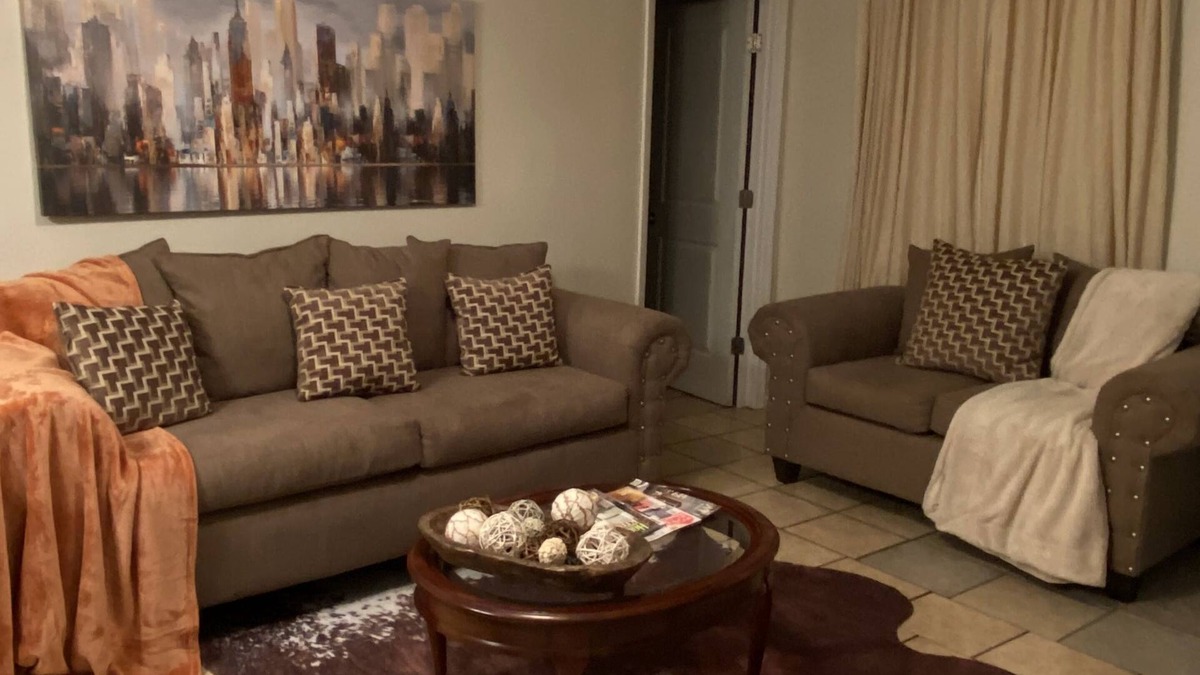 Verona House | Cozy Cottage 102, Near the Hospital 7 min away! Pet Friendly! Family Friendly!