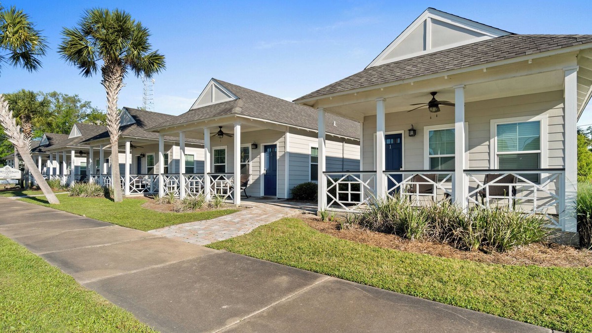 Port St. Joe Cottage | Cozy Cottage 3 of 6 by Pool|2BR | Grill | Near Bay and Marina