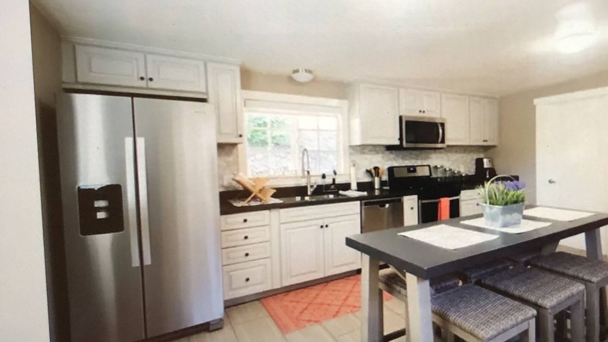 Calistoga Cottage | Cozy Cottage, amazing palisades mountain views.