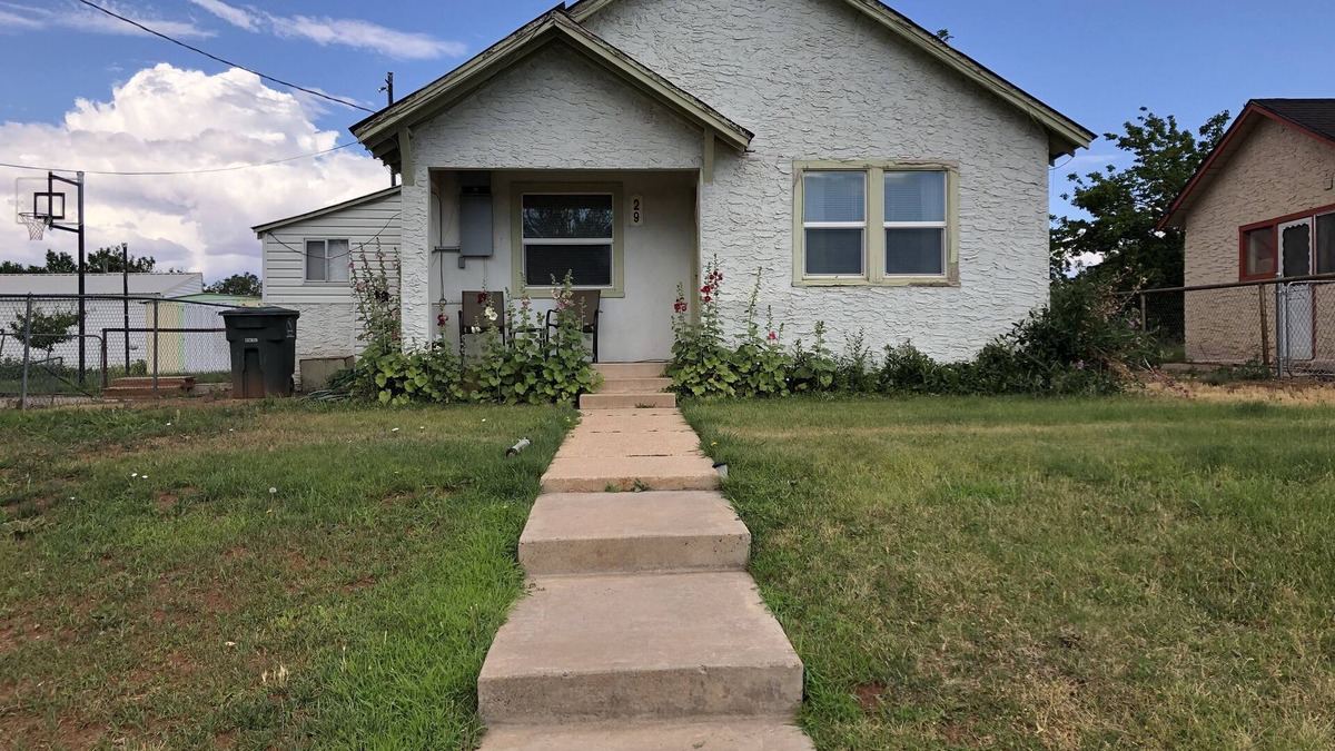Blanding Cottage | Cozy Cottage Close to Everything