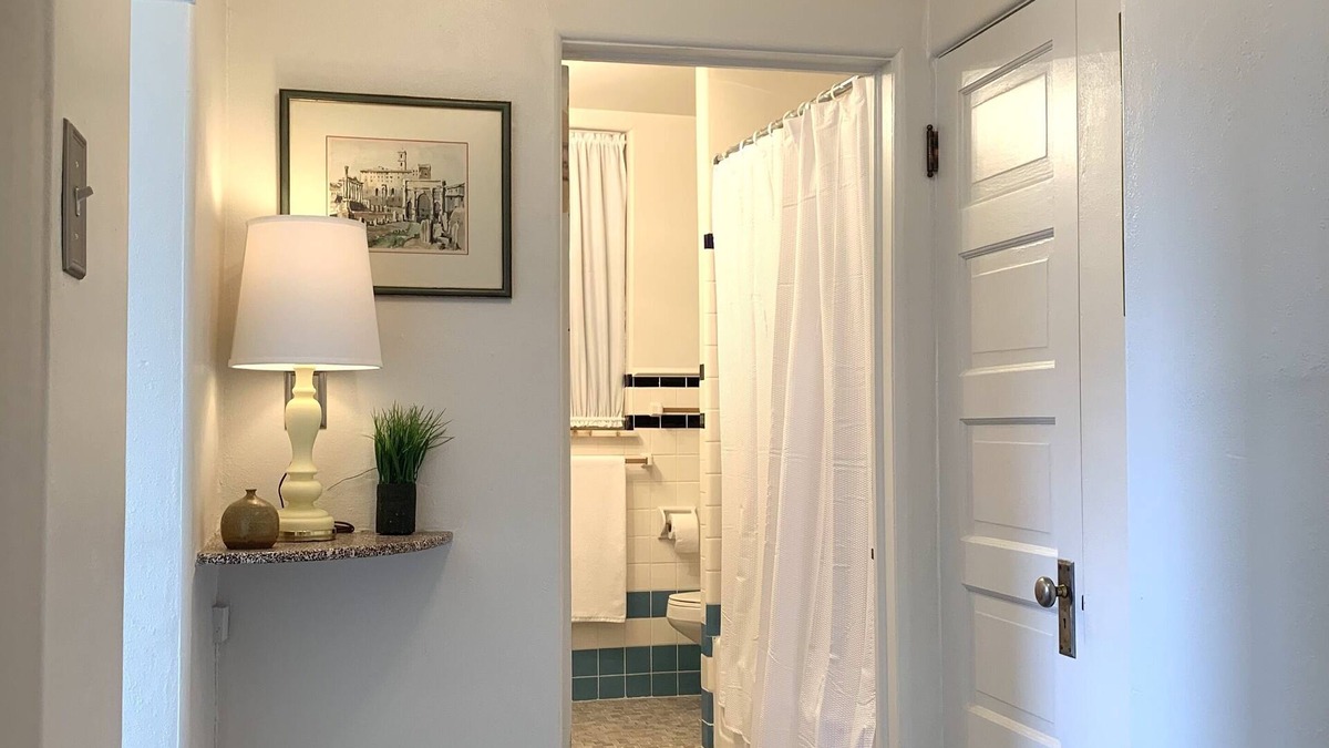 El Paso Cottage | Cozy cottage in downtown El Paso
