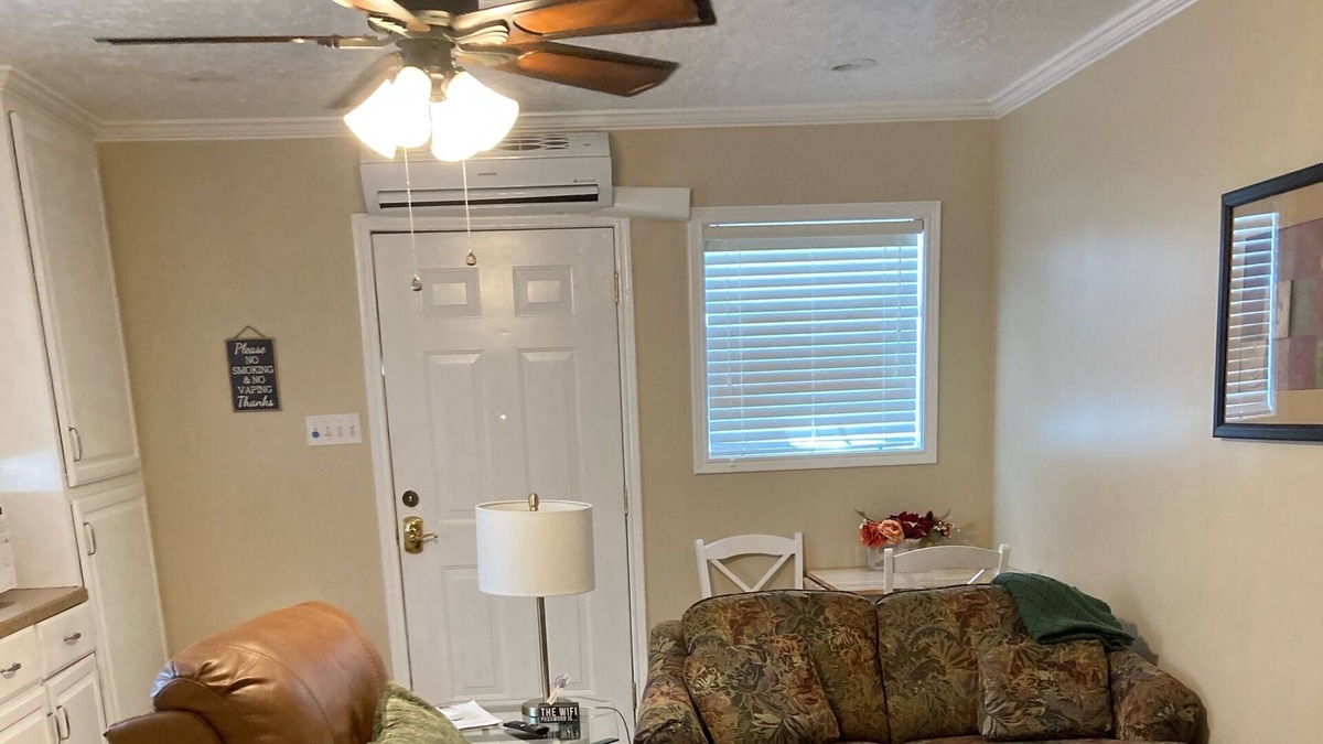 Prien Cottage | Cozy Cottage in Safe Neighborhood